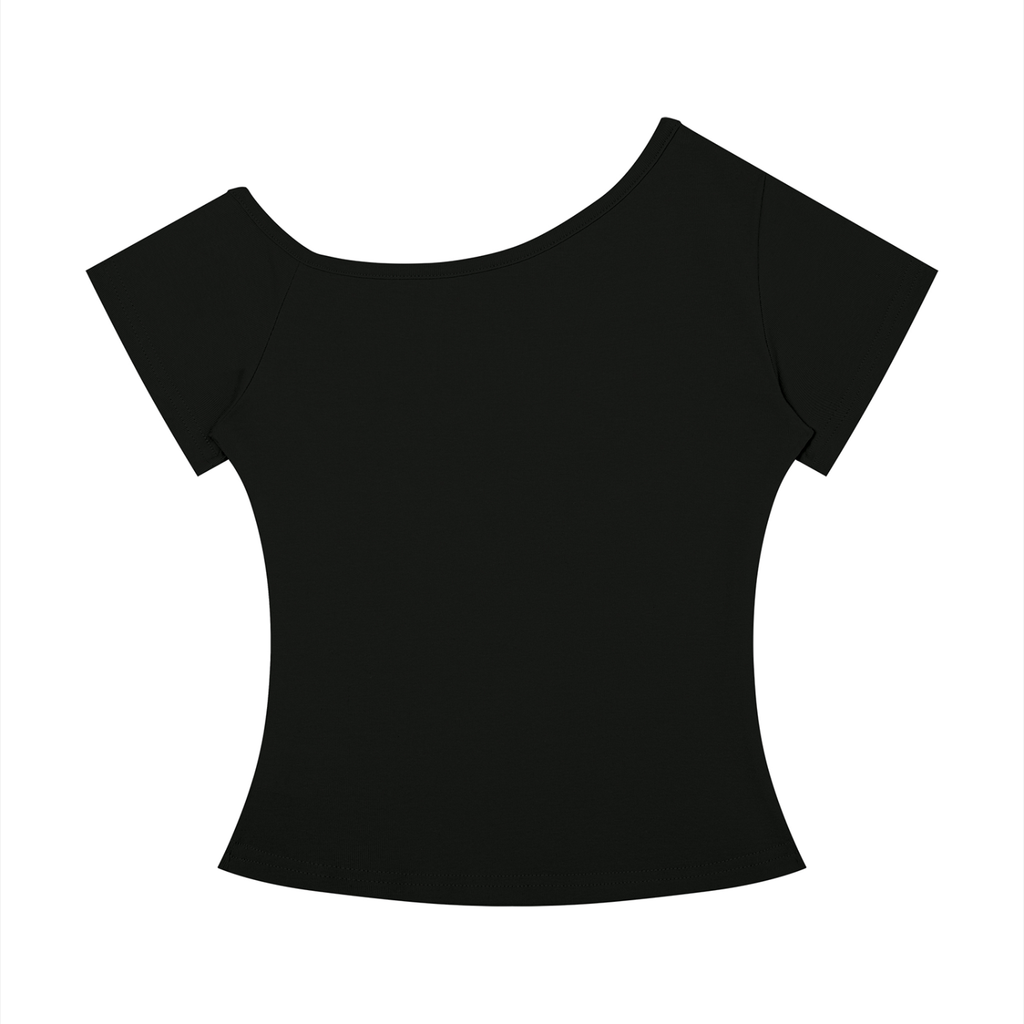 Goth Cat Horror Fan Women’s Off-the-Shoulder T-Shirt